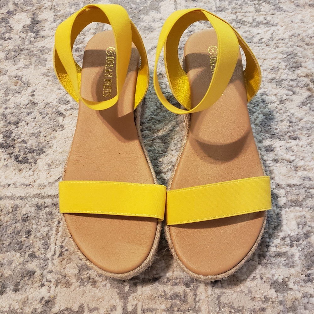 DREAM PAIRS Yellow Women's Ankle Strap Espadrilles Platform Wedges Sandal Size 9